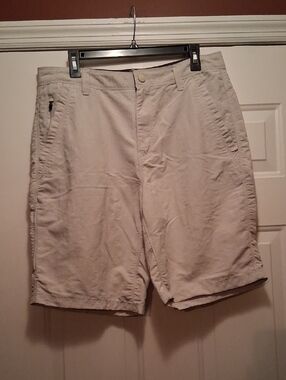 Men's Tan Nordic Track Cargo Shorts